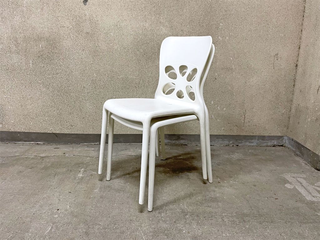 カリガリス Calligaris ネオンチェア NEON Chair スタッキングチェア 2脚セット ホワイト カフェスタイル 軽量 イタリア モダンデザイン 〓