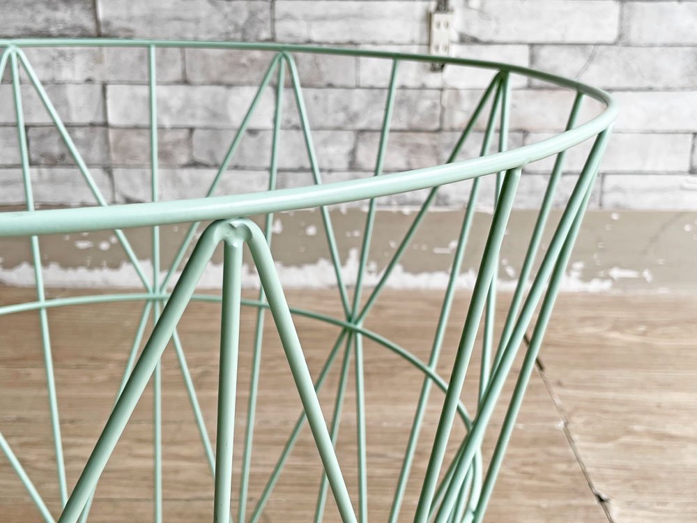 ファームリビング ferm LIVING ワイヤーバスケット カゴ ランドリーバスケット ラウンド Φ60cm Lサイズ ミントカラー デンマーク 北欧デザイン ●