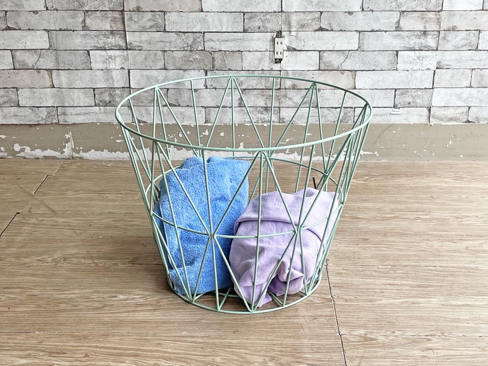 ファームリビング ferm LIVING ワイヤーバスケット カゴ ランドリーバスケット ラウンド Φ60cm Lサイズ ミントカラー デンマーク 北欧デザイン ●
