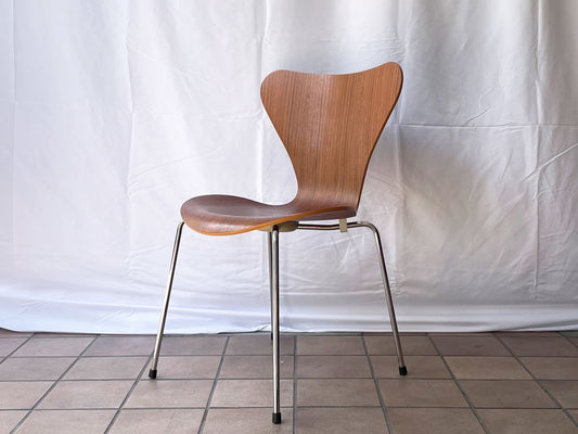 フリッツハンセン Fritz Hansen セブンチェア Seven Chair アルネヤコブセン Arne Jacobsen ナチュラル ウォールナッツ材 北欧家具 ◇