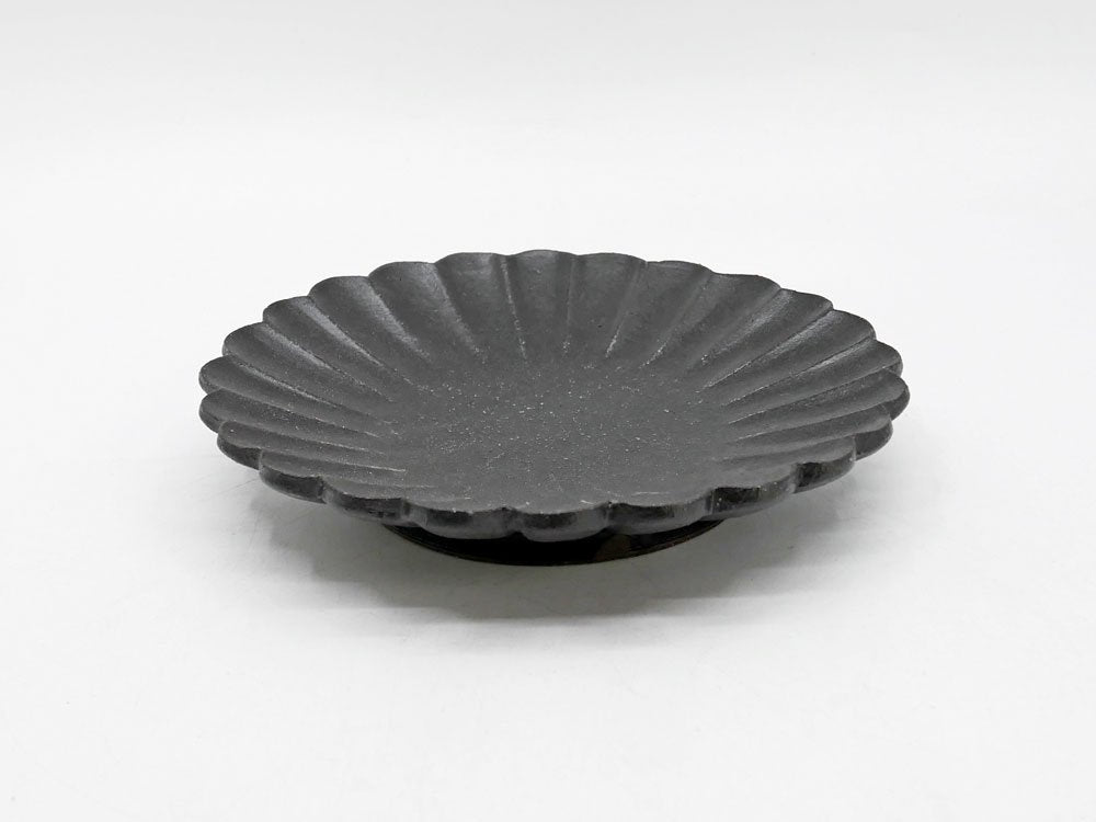 高島大樹 Daiki Takashima 黒釉輪花皿 プレート 5.5寸 Φ16.5cm 黒 現代作家 ●