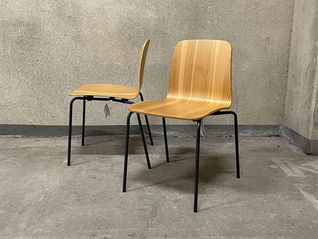 バイ インテリアズ by interiors エフシーチェア FC スタッキングチェア 福島産 杉材使用 2脚セット プライウッド 美品 〓