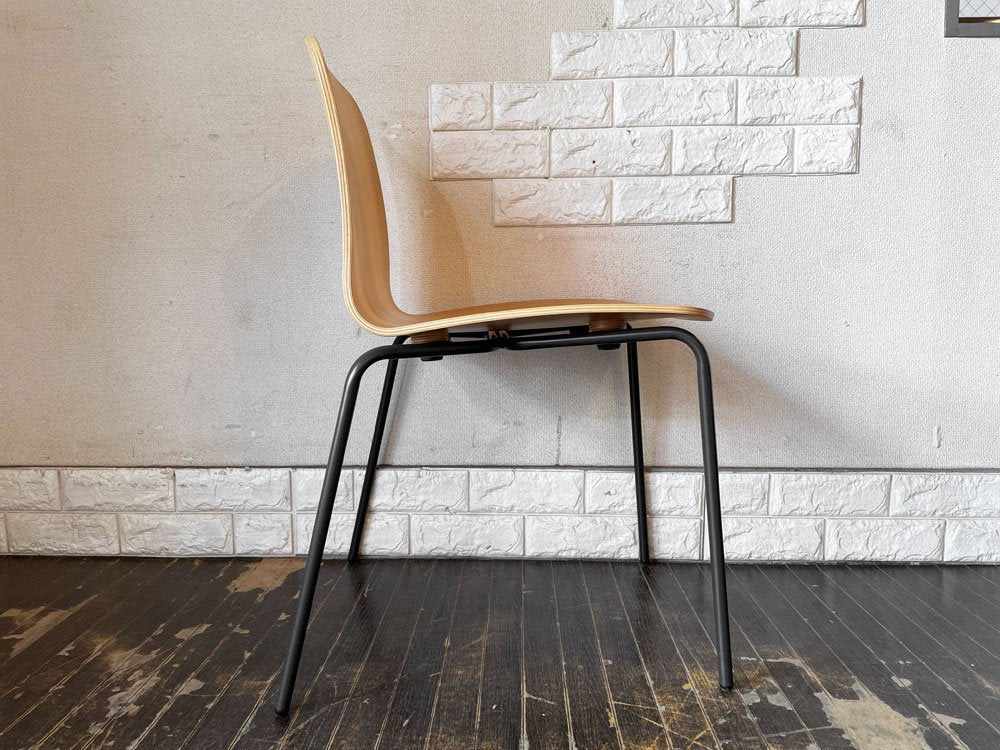 バイインテリアズ by interiors エフシーチェア FC ダイニングチェア スタッキングチェア 杉材 スチール脚 定価￥53,900- A ◎