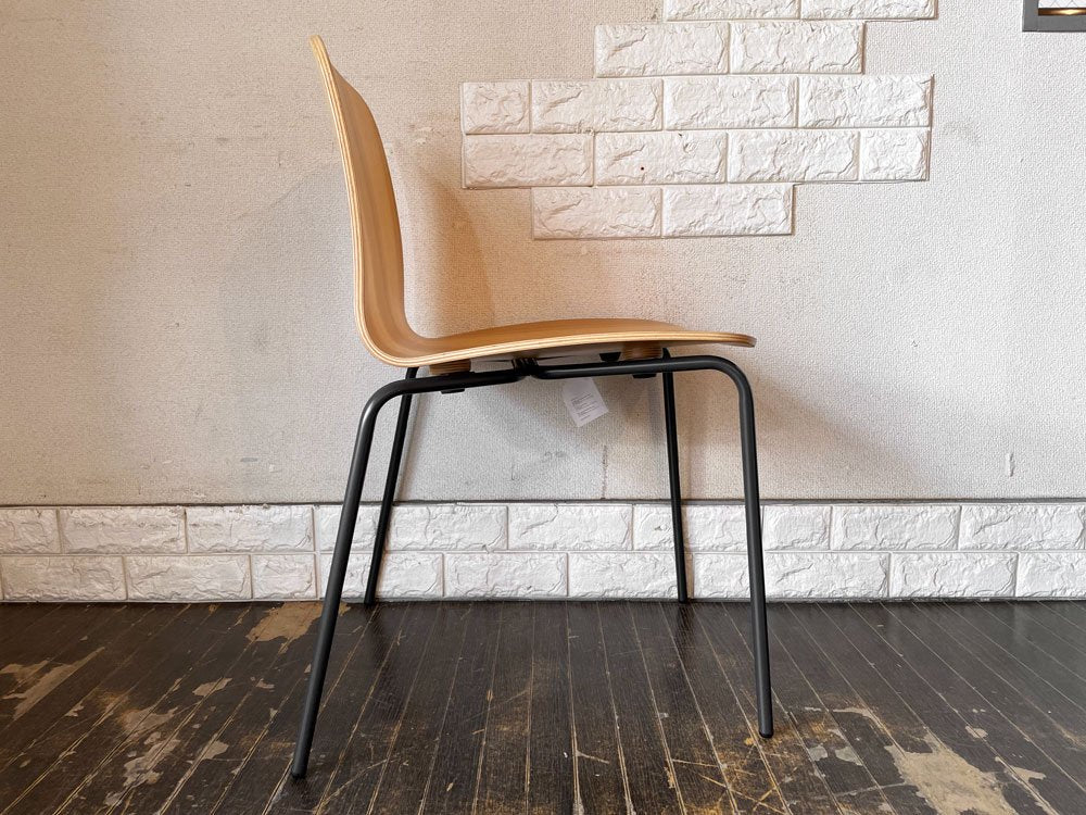 バイインテリアズ by interiors エフシーチェア FC ダイニングチェア スタッキングチェア 杉材 スチール脚 定価￥53,900- C ◎