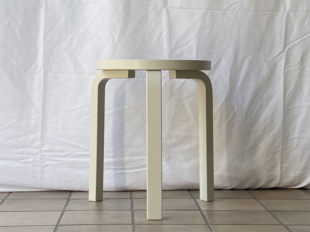 アルテック artek スツール60 Stool60 3本脚 バーチ材 オリーブリノリウム ストーンホワイト アルヴァ・アアルト 北欧家具 ◇