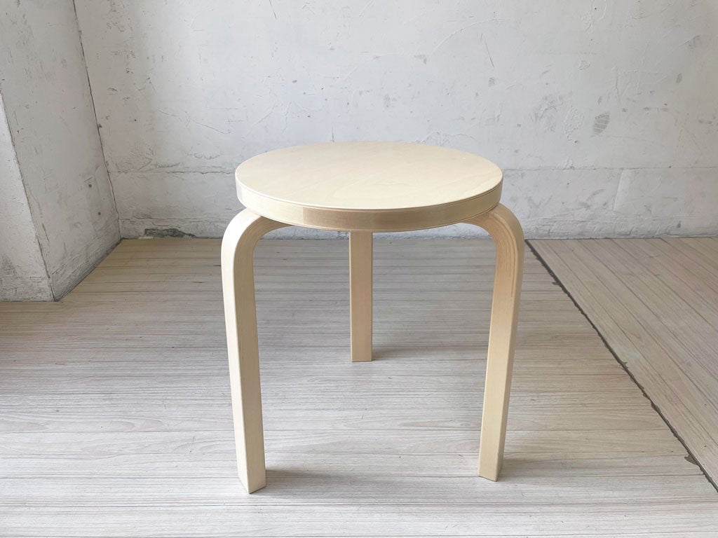 アルテック artek スツール60 Stool60 バーチ材 3本脚 アルヴァ・アアルト ナチュラルラッカー 2022年製 北欧家具 ★