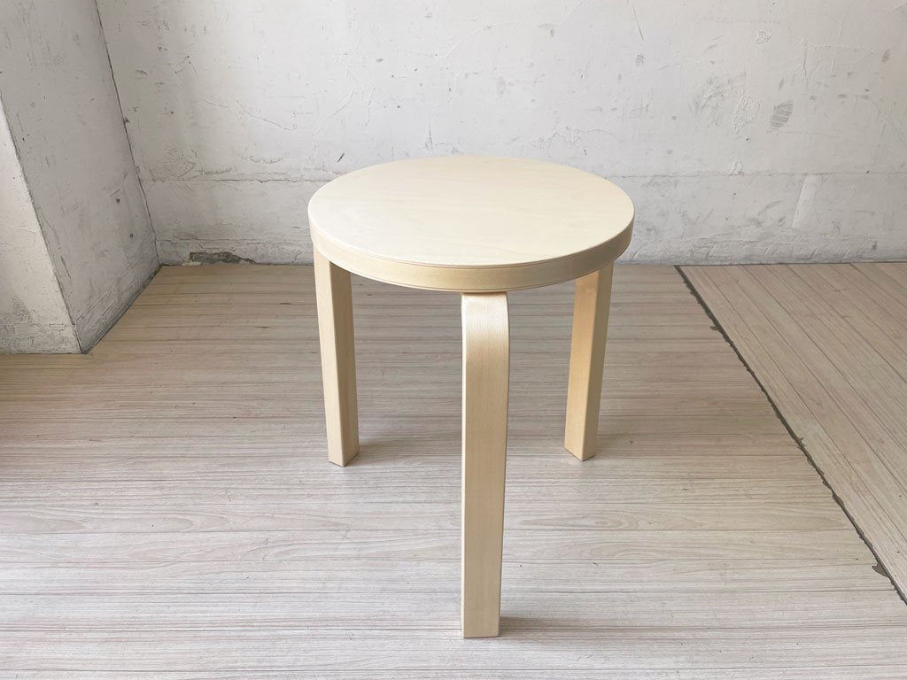 アルテック artek スツール60 Stool60 バーチ材 3本脚 アルヴァ・アアルト ナチュラルラッカー 2022年製 北欧家具 ★