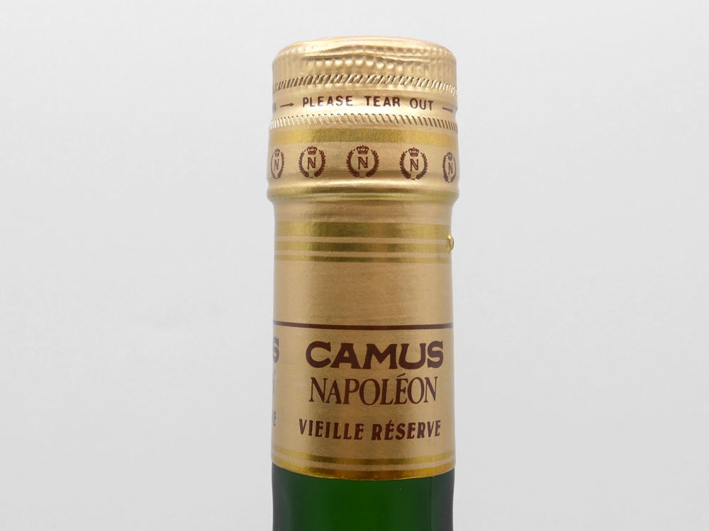 カミュ CAMUS ナポレオン VIEILLE RESERVE 40％ 700ml ブランデー 酒 箱付き 未開栓 ●