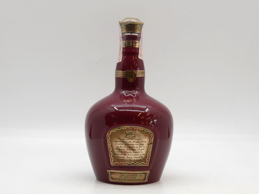 シーバスリーガル CHIVAS REGAL ロイヤルサルート ROYAL SALUTE スコッチウィスキー 21年 700ml 43％ 赤 陶器 酒 箱無し 未開栓 ●