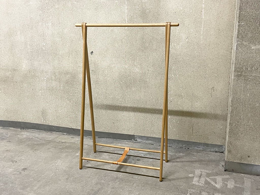 コサイン cosine ドレスラック ワイド Dress Rack Wide ハンガーラック 折畳 楢無垢材 オーク材 革ベルト付 旭川家具 定価 38,500円 〓