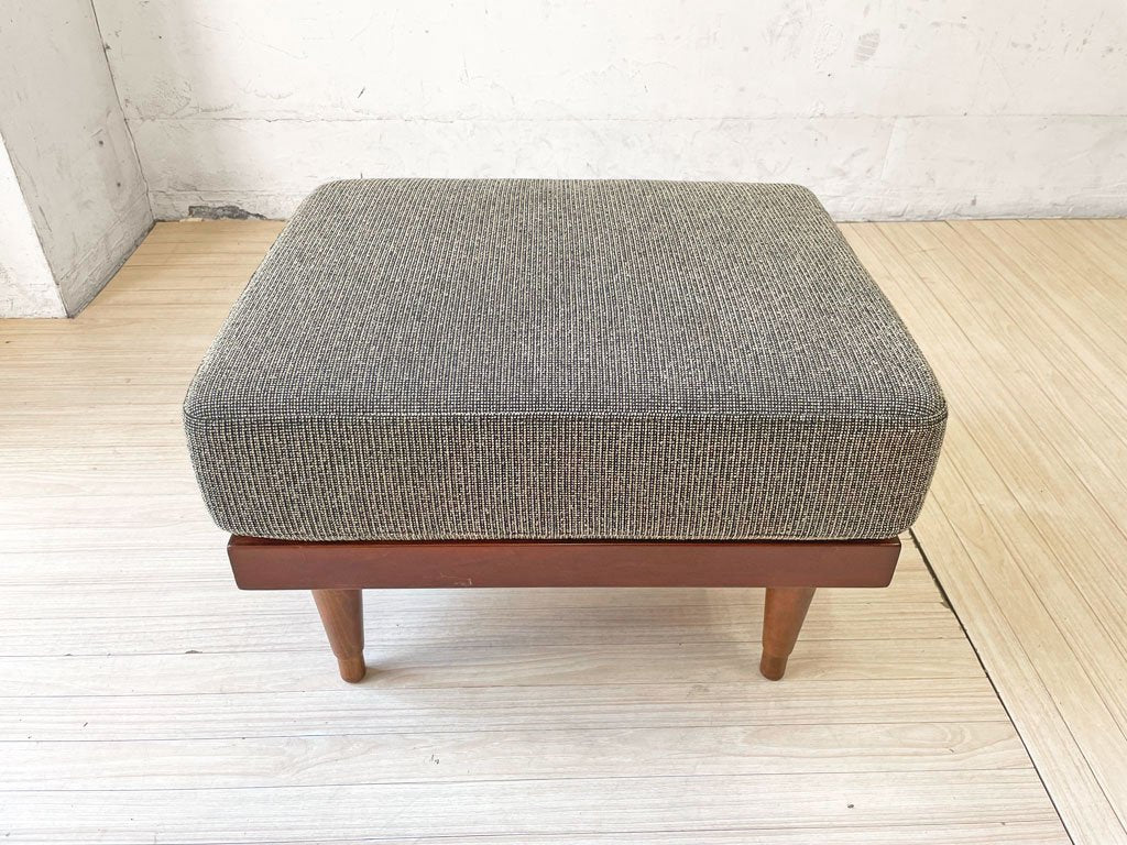 パシフィックファニチャーサービス Pacific furniture service P.F.S スタンダードC STANDARD C オットマン Mo Black 定価67,100円  ★