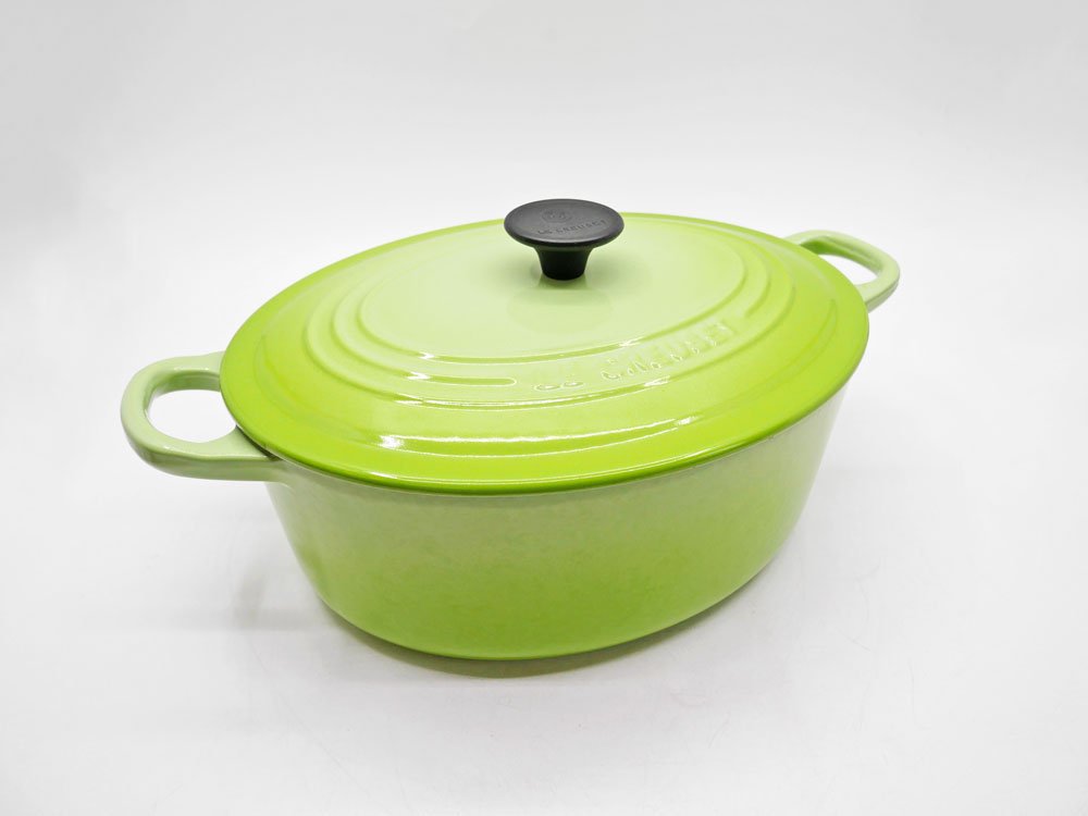 ルクルーゼ LE CREUSET ココットオーバル 25cm フルーツグリーン 廃番カラー 両手鍋 鋳物 フランス 定価￥37,400- 現状特価品 ●