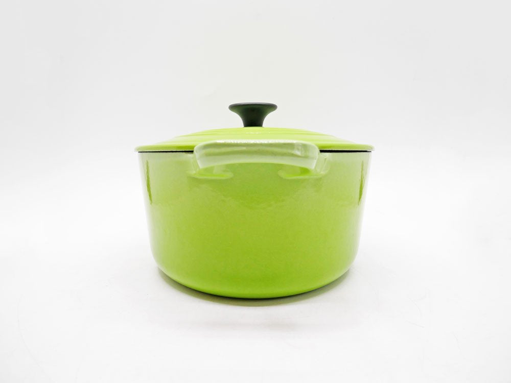 ルクルーゼ LE CREUSET ココットオーバル 25cm フルーツグリーン 廃番カラー 両手鍋 鋳物 フランス 定価￥37,400- 現状特価品 ●