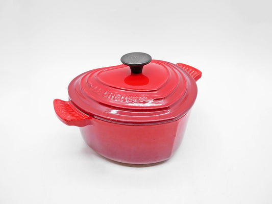 ルクルーゼ LE CREUSET ココットダムール チェリーレッド ハート型 両手鍋 鋳物 フランス 参考定価約3万円 ●