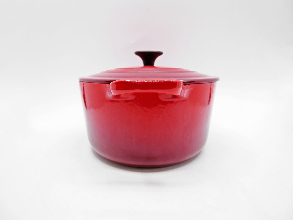 ルクルーゼ LE CREUSET ココットオーバル 25cm チェリーレッド 両手鍋 鋳物 フランス 定価￥37,400- ●