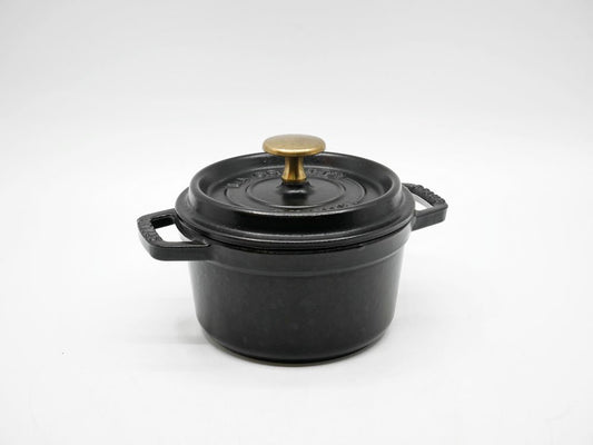 ストウブ STAUB ピコ ココット ラウンド 14cm ブラック 鋳鉄 両手鍋 ガス・IH・オーブン対応 フランス A ●