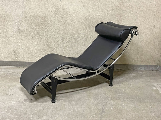 ル・コルビジェ Le Corbusier LC4 シェーズロング レザー 本革 長椅子 ソファ リプロダクト モダンデザイン MoMAコレクション 〓