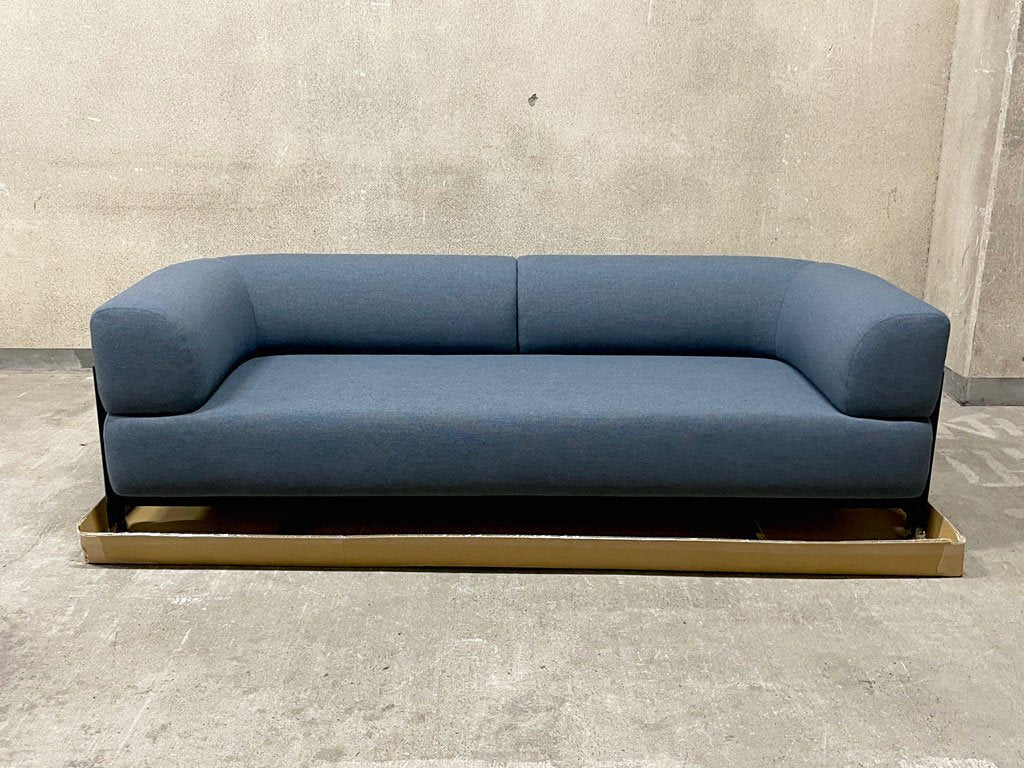 カリモク karimoku ニュースタンダード NEW STANDARD KNS エレファント 3シーター ELEPHANT SOFA ブラックフレーム 新品未使用品 〓