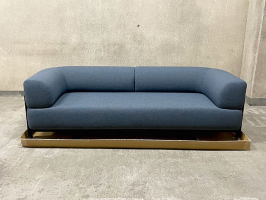 カリモク karimoku ニュースタンダード NEW STANDARD KNS エレファント 3シーター ELEPHANT SOFA ブラックフレーム 新品未使用品 〓