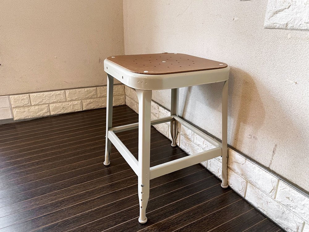 リオン LYON ファクトリースツール FACTORY STOOL Sサイズ プッティーホワイト Putty white プレスウッドシート インダストリアル P.F.S取扱 廃番 B ◎