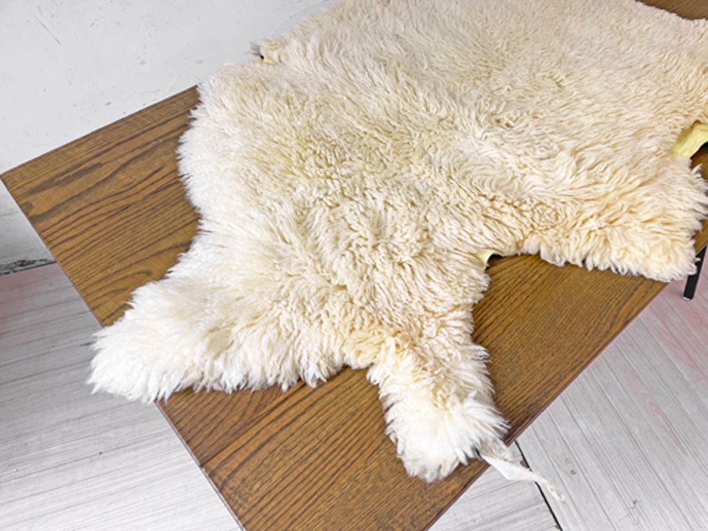 シープスキン SHEEPSKIN ムートンラグ ピースラグ 長毛 羊毛 アイボリー系 天然色 A ★