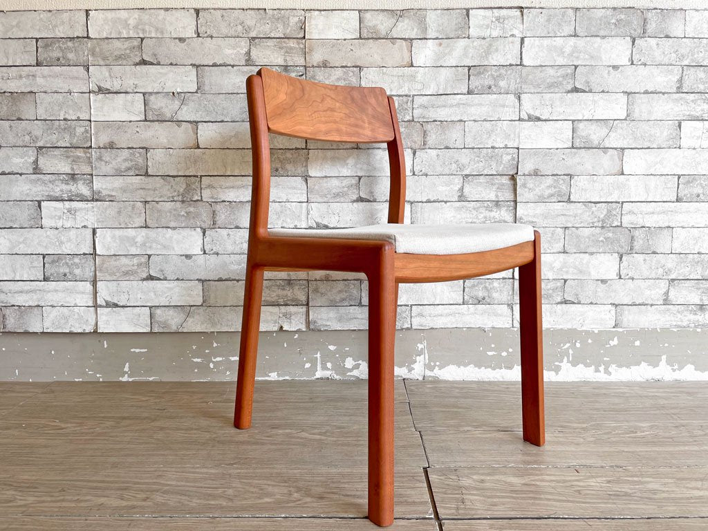 ヤクモ家具製作所 ビーグルチェア Beagle chair チェリー無垢材 ファブリッククッション ベージュ 堀 達哉 HORI design 定価\41,250- C ●