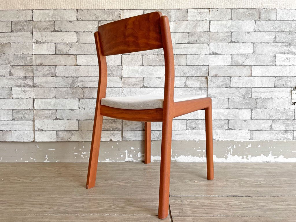 ヤクモ家具製作所 ビーグルチェア Beagle chair チェリー無垢材 ファブリッククッション ベージュ 堀 達哉 HORI design 定価\41,250- C ●