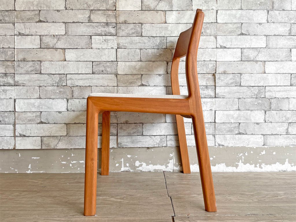 ヤクモ家具製作所 ビーグルチェア Beagle chair チェリー無垢材 ファブリッククッション ベージュ 堀 達哉 HORI design 定価\41,250- D ●