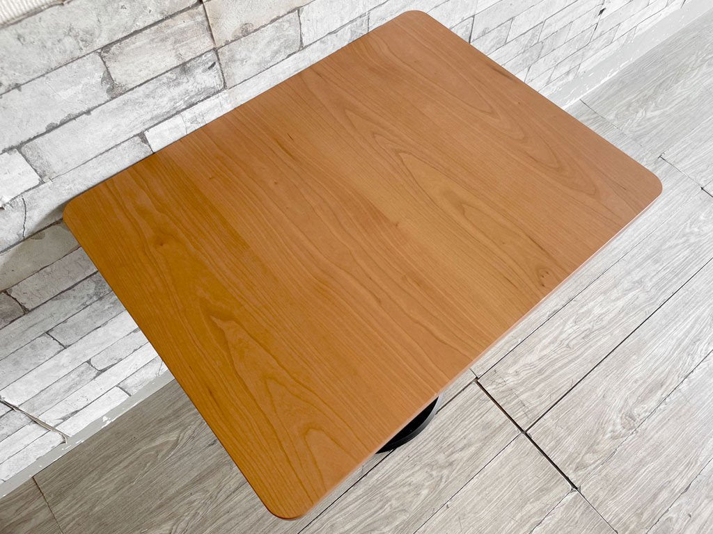 ヤクモ家具製作所 カフェテーブル サイドテーブル レクタングル チェリー無垢材 65 × 50 コーナーR加工 1本脚 A ●