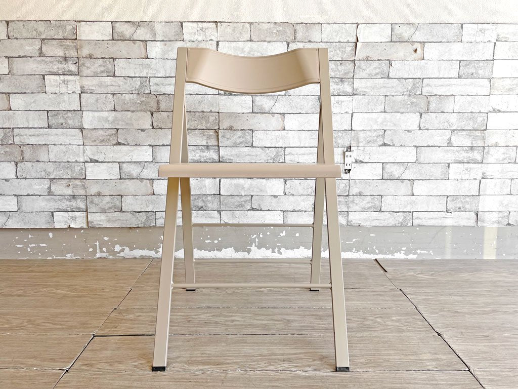 エリア・デクリック AREA declic ポケットチェア Pocket Chair  折りたたみチェア ポリプロピレン製 ベージュ イタリア モダンデザイン 定価￥17,600- A ●