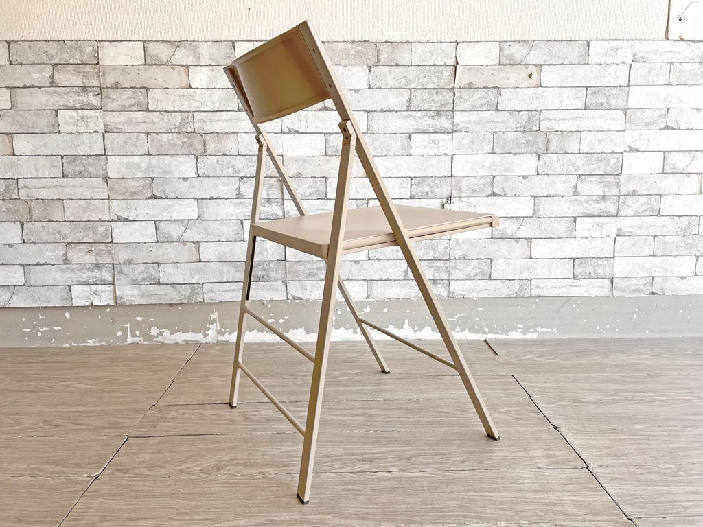 エリア・デクリック AREA declic ポケットチェア Pocket Chair  折りたたみチェア ポリプロピレン製 ベージュ イタリア モダンデザイン 定価￥17,600- B ●