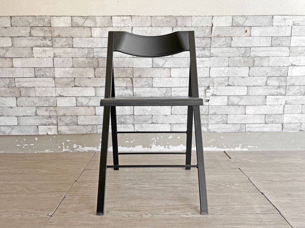エリア・デクリック AREA declic ポケットチェア Pocket Chair  折りたたみチェア ポリプロピレン製 ブラック イタリア モダンデザイン 定価￥17,600- ●