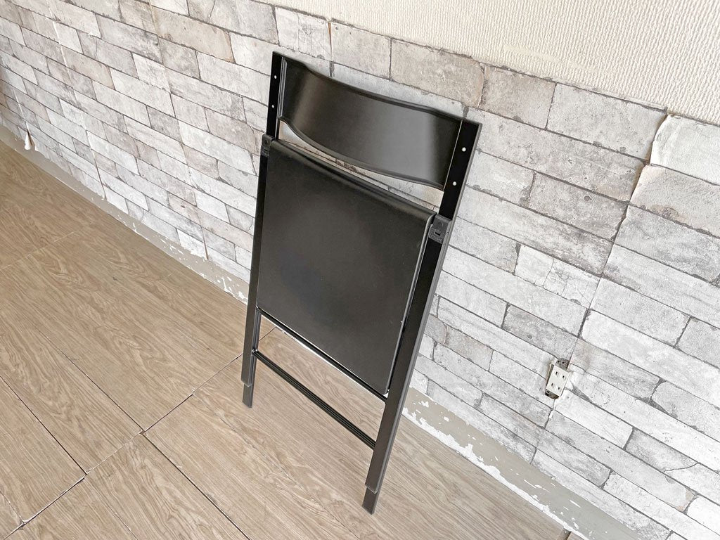 エリア・デクリック AREA declic ポケットチェア Pocket Chair  折りたたみチェア ポリプロピレン製 ブラック イタリア モダンデザイン 定価￥17,600- ●