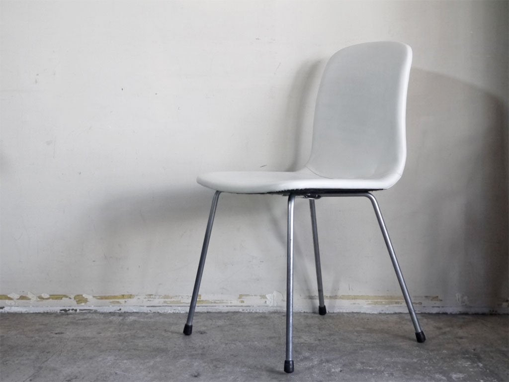 トラックファニチャー TRUCK FURNITURE ダイニングチェア ホワイト ビニールレザー スチールレッグ ■