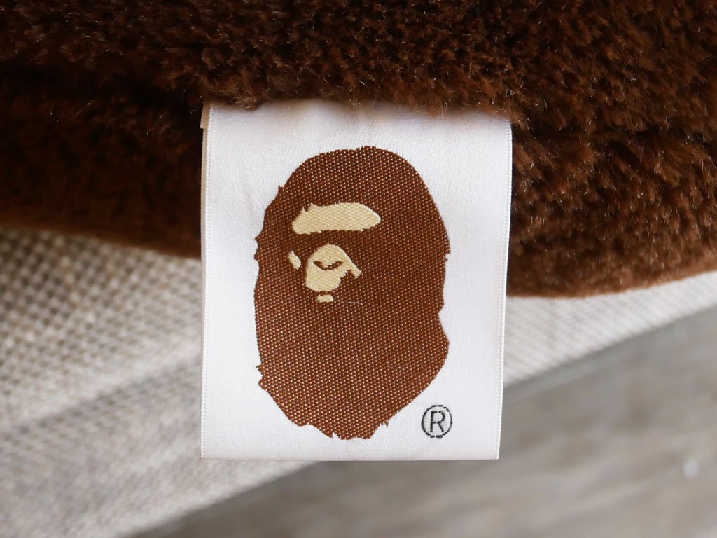 アベイシングエイプ A BATHING APE ビッグエイプヘッドクッション BIG APE HEAD CUSHION 抱き枕 ブラウン 廃番 ●