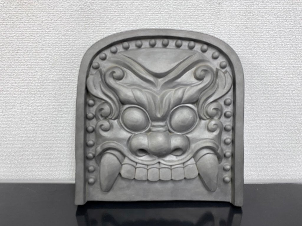 伝統工芸 藤岡鬼面瓦 在銘 喜代 群馬 鬼瓦 幅29.5×厚さ5.0×高さ32ｃｍ 重5.18kg 縁起物 魔除け オブジェ 飾り 〓