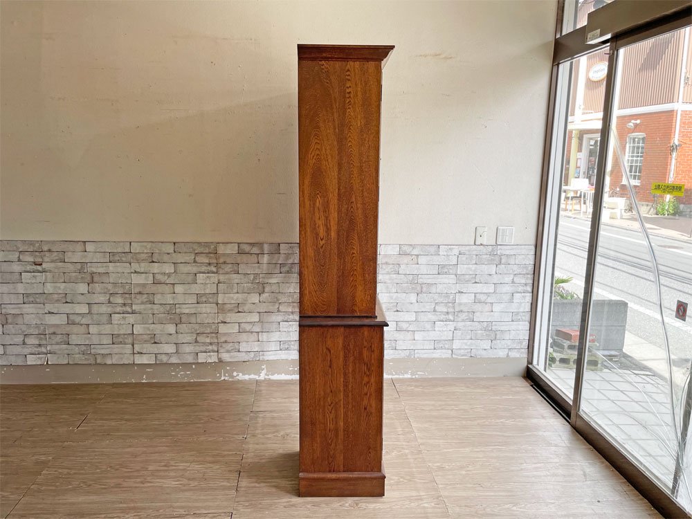 横浜元町 竹中家具 takenaka furniture オーク材 食器棚 カップボード 本棚 キャビネット H190cm 上下分割式 ゴシック クラシカルデザイン ●