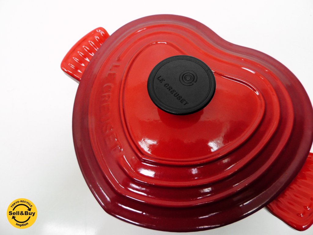 ルクルーゼ LE CREUSET ココットダムール COCOTTE D'AMOUR 両手鍋 ハート型 鋳物 チェリーレッド 1.9L フランス製 箱付き ●