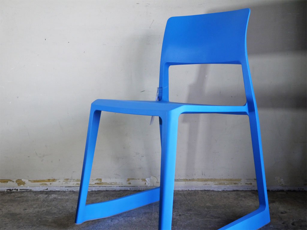 ヴィトラ Vitra ティプトン Tipton チェア スタッキングチェア チルト機能 ロッキングチェア グレイシャーブルー ■