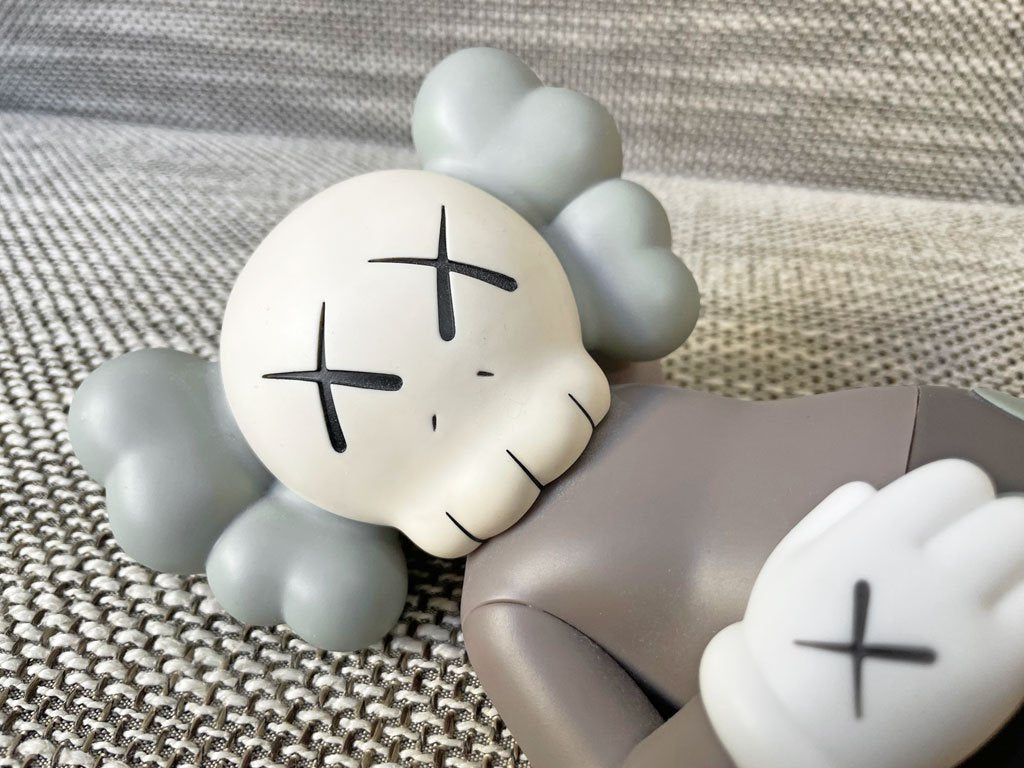 カウズ × オールライツリザーブド KAWS × AllRightsReserved カウズホリデージャパン KAWS HOLIDAY JAPAN フィギュア ブリスター付 コラボ 限定品 ★