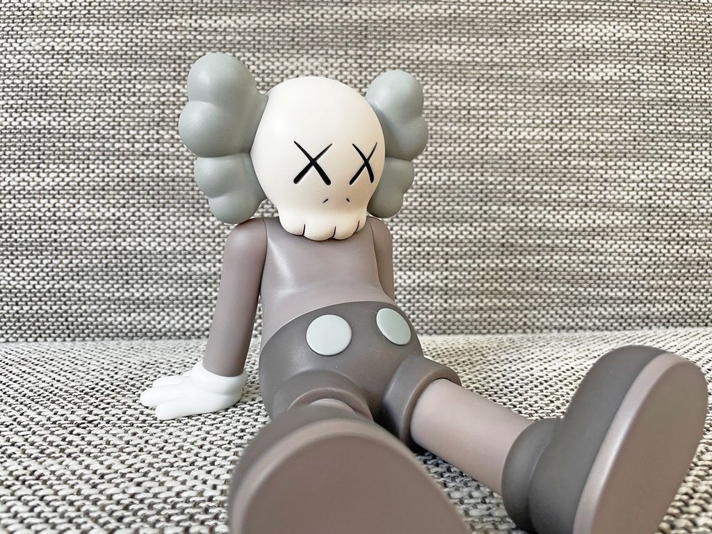 カウズ × オールライツリザーブド KAWS × AllRightsReserved カウズホリデータイペイ KAWS HOLIDAY TAIPEI フィギュア ブリスター付 コラボ 限定品 ★