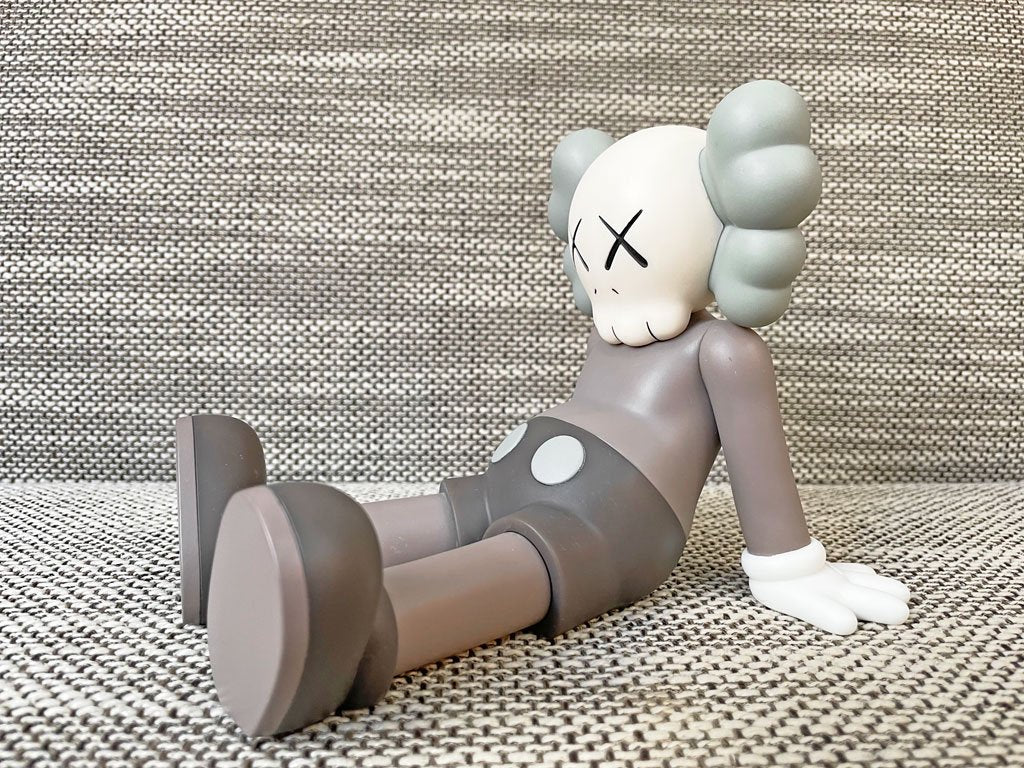 カウズ × オールライツリザーブド KAWS × AllRightsReserved カウズホリデータイペイ KAWS HOLIDAY TAIPEI フィギュア ブリスター付 コラボ 限定品 ★