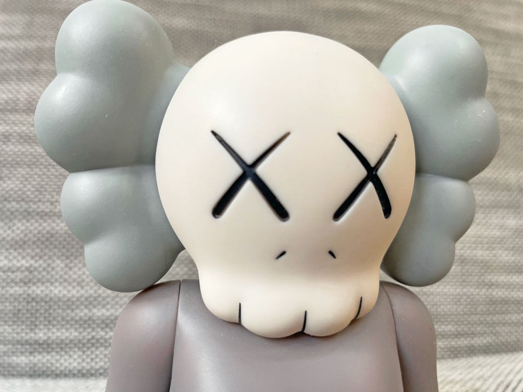 カウズ × オールライツリザーブド KAWS × AllRightsReserved カウズホリデータイペイ KAWS HOLIDAY TAIPEI フィギュア ブリスター付 コラボ 限定品 ★