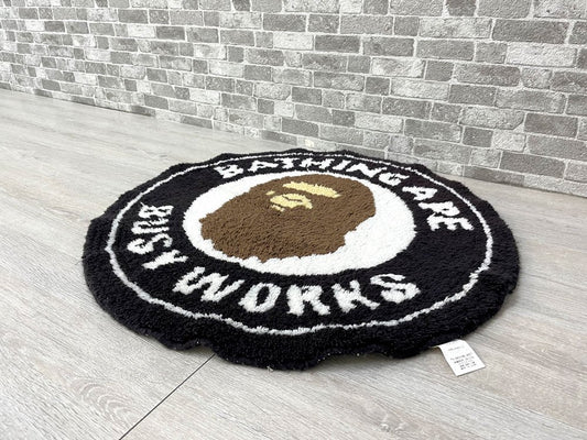 アベイシングエイプ A BATHING APE BUSY WORKS RUG MAT ラグ マット ブラック 60×60 廃番 ●