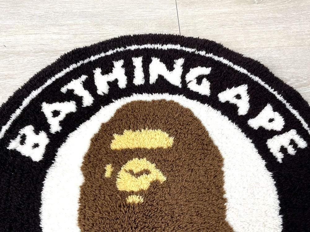 アベイシングエイプ A BATHING APE BUSY WORKS RUG MAT ラグ マット ブラック 60×60 廃番 ●