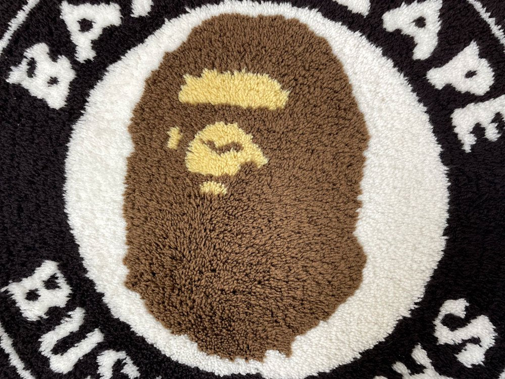 アベイシングエイプ A BATHING APE BUSY WORKS RUG MAT ラグ マット ブラック 60×60 廃番 ●