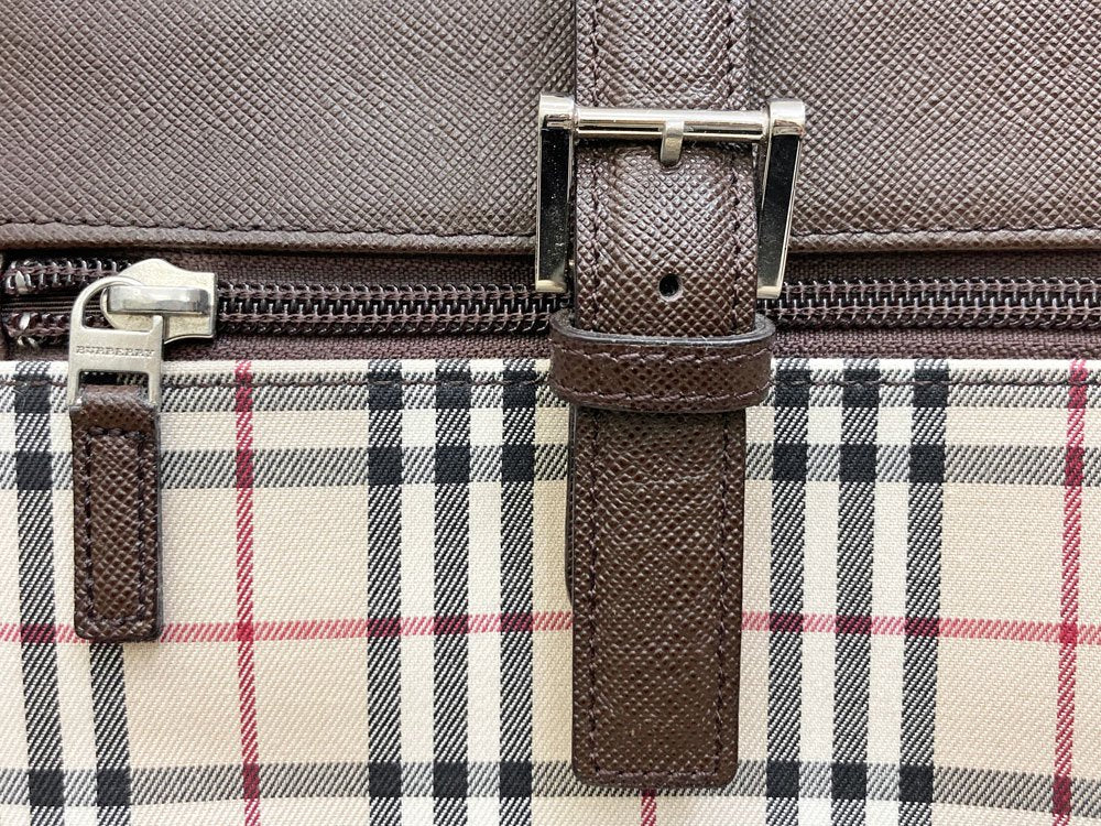 バーバリー BURBERRY ショルダーバッグ ノバチェック スクエア型 キャンバス×レザー イギリス ●