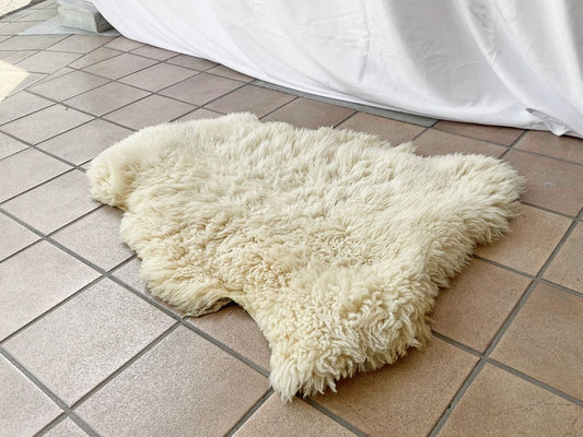 シープスキン SHEEPSKIN ムートンラグ ピースラグ 87×64cm 長毛 羊毛 アイボリー系 天然色 ◇