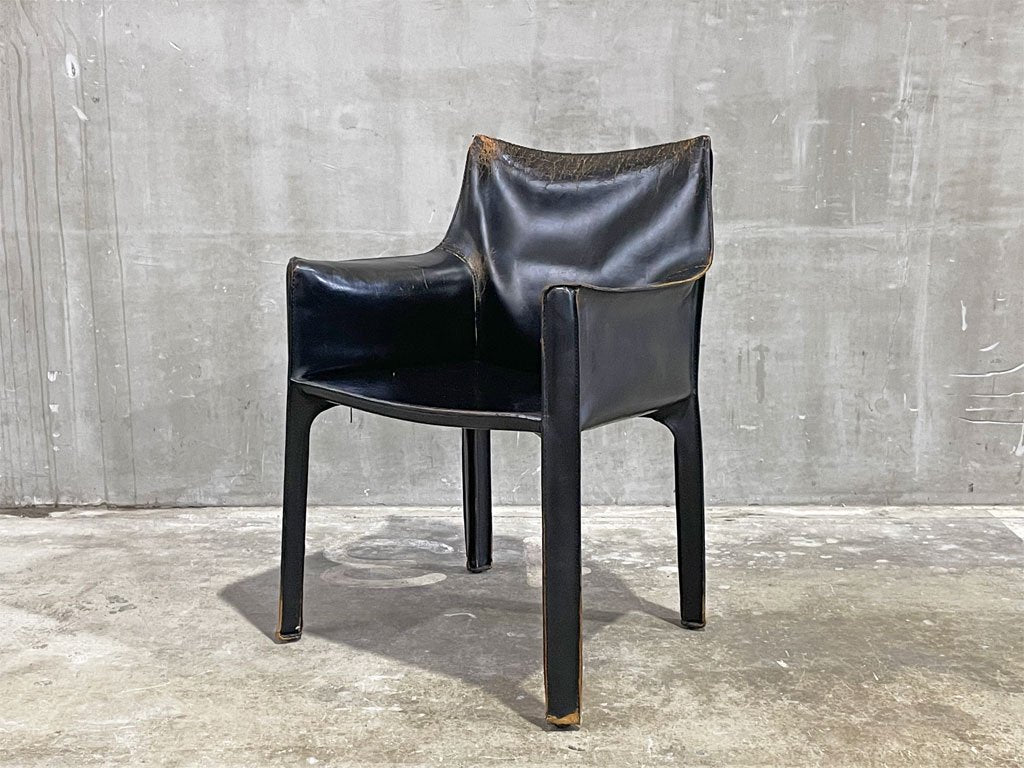 カッシーナ Cassina キャブ アームチェア 413 CAB 本革 ブラック マリオ・ベリーニ イタリア製 モダンデザイン MoMA 定価約 36万円 〓