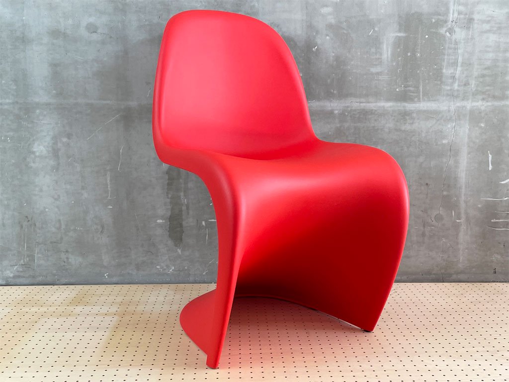 ヴィトラ vitra. パントンチェア Panton Chair クラシックレッド ヴェルナー・パントン Verner Panton スタッキングチェア 未使用保管品 〓